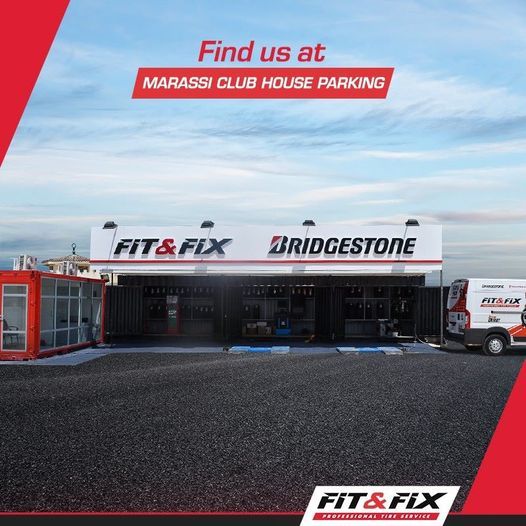 A picture of Fit & Fix store from the outside. 
